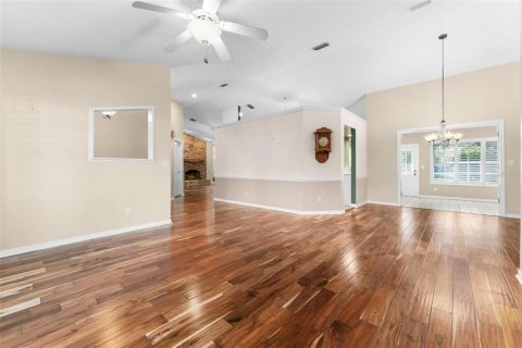 House in Eustis, Florida 3 bedrooms, 251.3 sq.m. № 1424297 - photo 11
