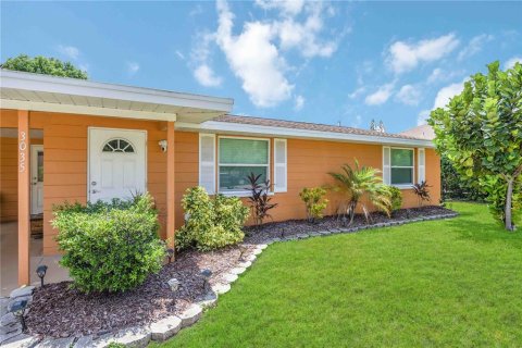 House in Venice, Florida 3 bedrooms, 127.09 sq.m. № 2196694 - photo 6