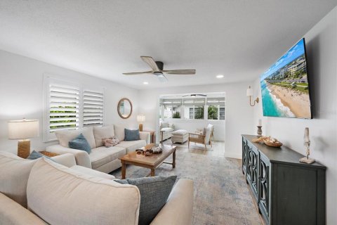 Copropriété à louer à Longboat Key, Floride: 2 chambres, 126.07 m2 № 2419530 - photo 9