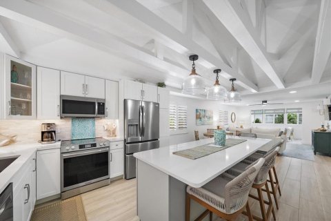 Copropriété à louer à Longboat Key, Floride: 2 chambres, 126.07 m2 № 2419530 - photo 3