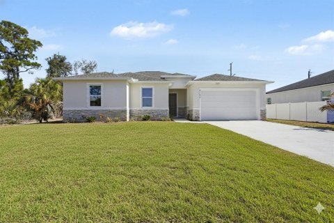 Casa en venta en Palm Bay, Florida, 4 dormitorios, 201.69 m2 № 2384449 - foto 2