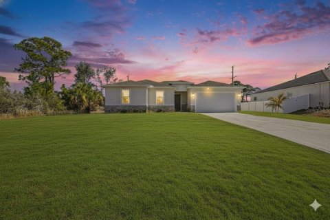 Casa en Palm Bay, Florida 4 dormitorios, 201.69 m2 № 2384449