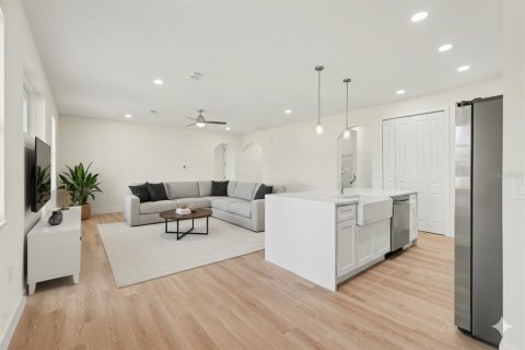Casa en venta en Palm Bay, Florida, 4 dormitorios, 201.69 m2 № 2384449 - foto 12