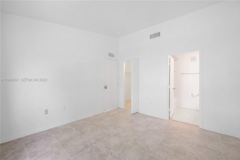 Condominio en alquiler en Homestead, Florida, 3 dormitorios, 95.13 m2 № 2009386 - foto 10