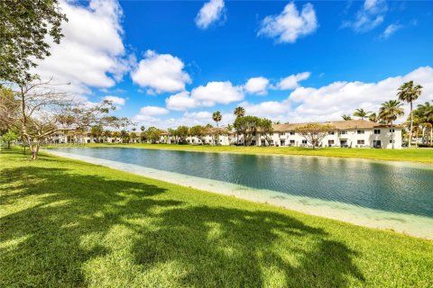 Condominio en alquiler en Homestead, Florida, 3 dormitorios, 95.13 m2 № 2009386 - foto 22