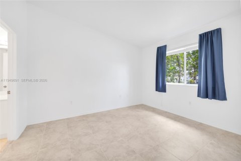 Condominio en alquiler en Homestead, Florida, 3 dormitorios, 95.13 m2 № 2009386 - foto 9