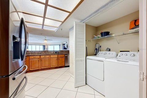 Condominio en venta en Indian Shores, Florida, 3 dormitorios, 133.31 m2 № 2129112 - foto 8