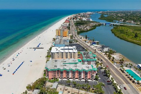 Condominio en venta en Indian Shores, Florida, 3 dormitorios, 133.31 m2 № 2129112 - foto 29