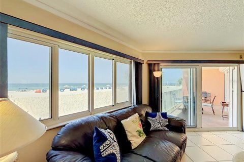 Condominio en venta en Indian Shores, Florida, 3 dormitorios, 133.31 m2 № 2129112 - foto 13