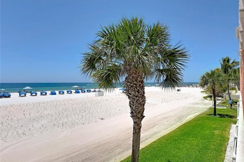 Condominio en venta en Indian Shores, Florida, 3 dormitorios, 133.31 m2 № 2129112 - foto 26