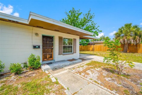 Casa en alquiler en Saint Petersburg, Florida, 2 dormitorios, 59.64 m2 № 2111275 - foto 3