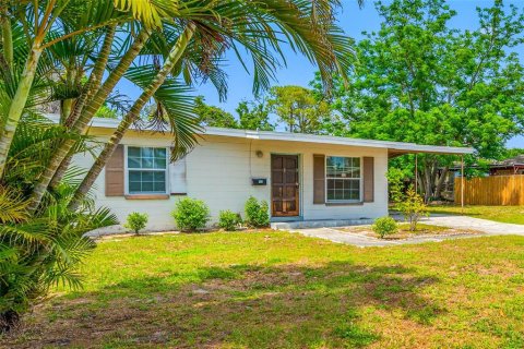 Casa en Saint Petersburg, Florida 2 dormitorios, 59.64 m2 № 2111275