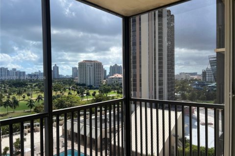 Condominio en venta en Aventura, Florida, 2 dormitorios, 105.72 m2 № 2033057 - foto 4