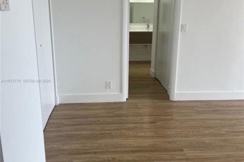 Condominio en venta en Aventura, Florida, 2 dormitorios, 105.72 m2 № 2033057 - foto 7