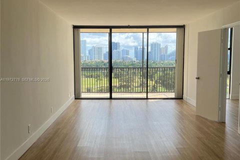 Condominio en venta en Aventura, Florida, 2 dormitorios, 105.72 m2 № 2033057 - foto 13
