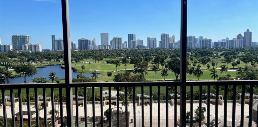 Condominio en Aventura, Florida, 2 dormitorios  № 2033057