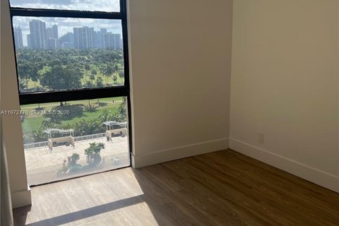 Condominio en venta en Aventura, Florida, 2 dormitorios, 105.72 m2 № 2033057 - foto 12
