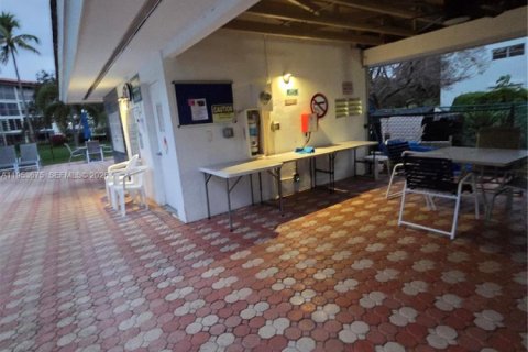 Condominio en venta en Coconut Creek, Florida, 2 dormitorios, 119.94 m2 № 2054796 - foto 30