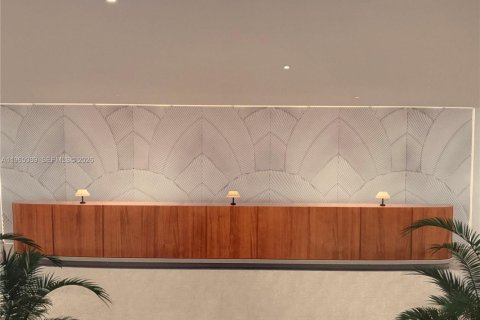 Condo in Miami Beach, Florida, 2 bedrooms № 2030955 - photo 24