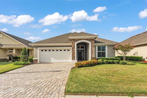 House in Lakeland, Florida 2 bedrooms, 178.84 sq.m. № 1876550 - photo 1