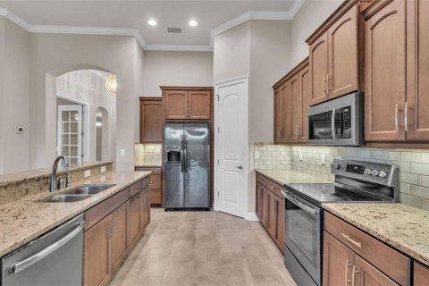 House in Lakeland, Florida 2 bedrooms, 178.84 sq.m. № 1876550 - photo 10