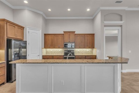 House in Lakeland, Florida 2 bedrooms, 178.84 sq.m. № 1876550 - photo 8
