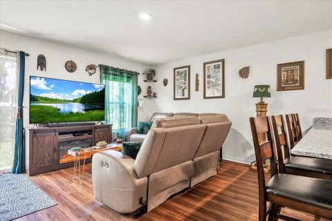 House in Punta Gorda, Florida 3 bedrooms, 132.85 sq.m. № 2287609 - photo 5