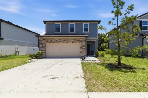 House in Sanford, Florida 5 bedrooms, 209.96 sq.m. № 2216425