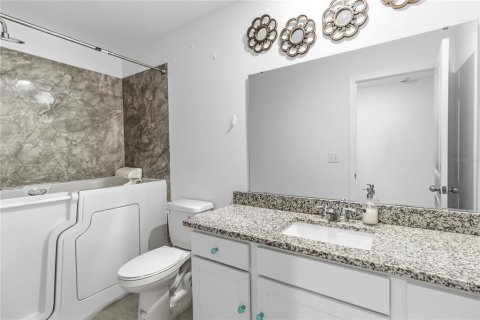 Villa ou maison à vendre à Sanford, Floride: 5 chambres, 209.96 m2 № 2216425 - photo 19