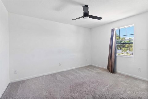 Villa ou maison à vendre à Sanford, Floride: 5 chambres, 209.96 m2 № 2216425 - photo 17