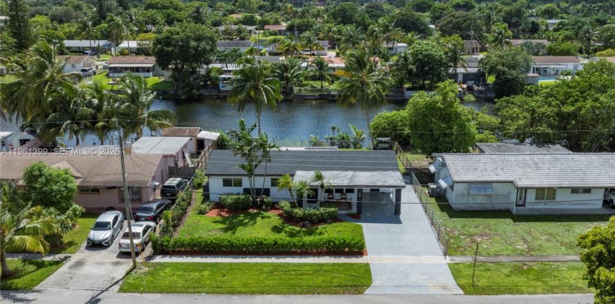 Villa ou maison à Deerfield Beach, Floride 3 chambres, 142.23 m2 № 2023301