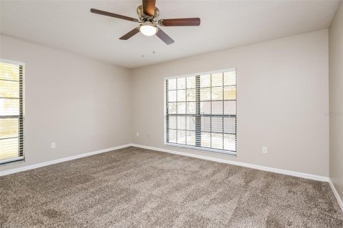 House in Altamonte Springs, Florida 4 bedrooms, 218.97 sq.m. № 2095161 - photo 9