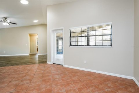 House in Altamonte Springs, Florida 4 bedrooms, 218.97 sq.m. № 2095161 - photo 5