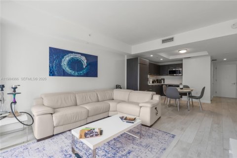 Купить кондоминиум в Майами, Флорида 1 спальня, 79.15м2, № 2045448 - фото 17