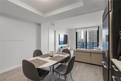 Купить кондоминиум в Майами, Флорида 1 спальня, 79.15м2, № 2045448 - фото 8