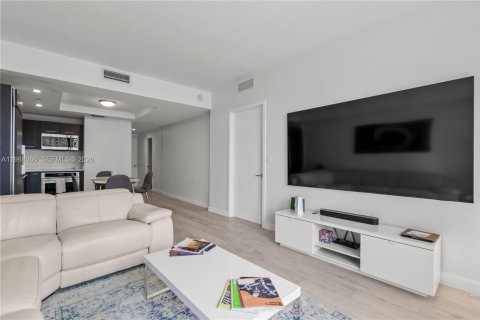Купить кондоминиум в Майами, Флорида 1 спальня, 79.15м2, № 2045448 - фото 18