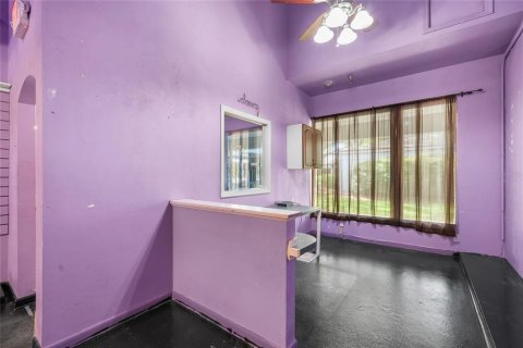 Propiedad comercial en venta en Gainesville, Florida, 239.5 m2 № 1918264 - foto 8