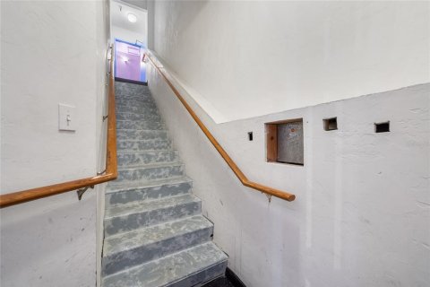 Propiedad comercial en venta en Gainesville, Florida, 239.5 m2 № 1918264 - foto 15