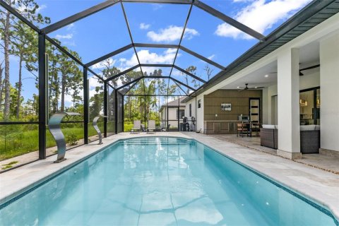 House in North Port, Florida 3 bedrooms, 203.46 sq.m. № 2337491 - photo 3