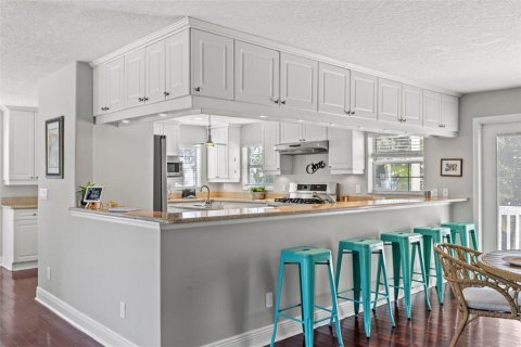 Casa en alquiler en Saint Petersburg, Florida, 3 dormitorios, 302.68 m2 № 1644442 - foto 7