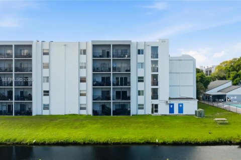 Copropriété à vendre à Plantation, Floride: 1 chambre, 85.93 m2 № 2335577 - photo 20