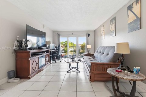 Copropriété à vendre à Plantation, Floride: 1 chambre, 85.93 m2 № 2335577 - photo 7