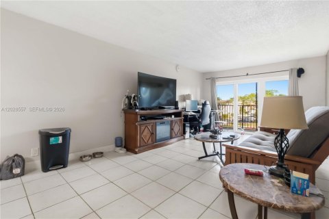 Copropriété à vendre à Plantation, Floride: 1 chambre, 85.93 m2 № 2335577 - photo 8