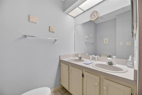 Touwnhouse à vendre à Redington Shores, Floride: 2 chambres, 114.92 m2 № 2147534 - photo 24