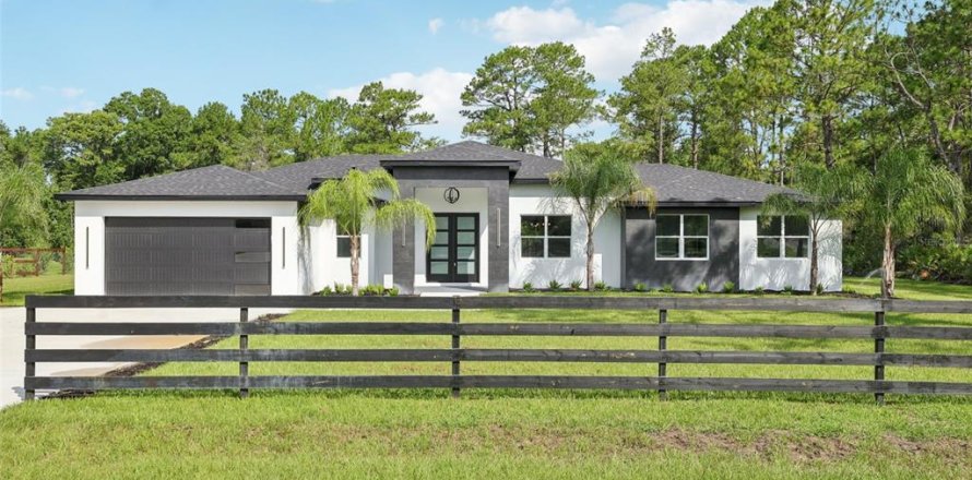 House in Eustis, Florida 4 bedrooms, 247.12 sq.m. № 1796772