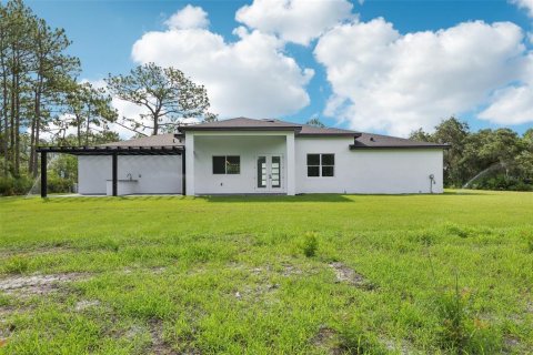 House in Eustis, Florida 4 bedrooms, 247.12 sq.m. № 1796772 - photo 6