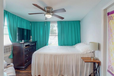 House in Largo, Florida 2 bedrooms, 65.4 sq.m. № 1879666 - photo 17