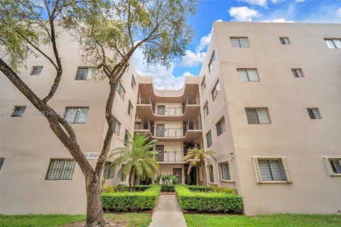 Copropriété à louer à Miami, Floride: 3 chambres, 96.62 m2 № 1996970 - photo 26