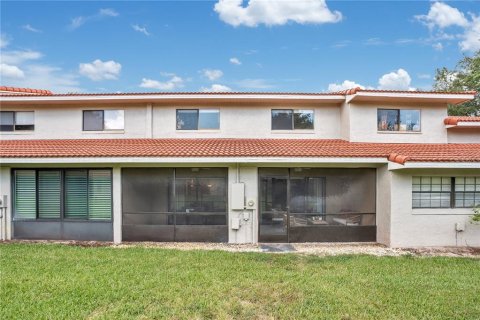 Townhouse in Orlando, Florida 3 bedrooms, 171.87 sq.m. № 1877391 - photo 24