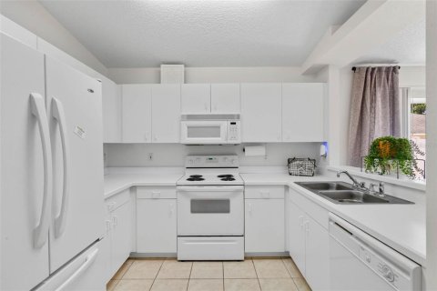 Villa ou maison à vendre à Clermont, Floride: 2 chambres, 124.02 m2 № 1902287 - photo 6